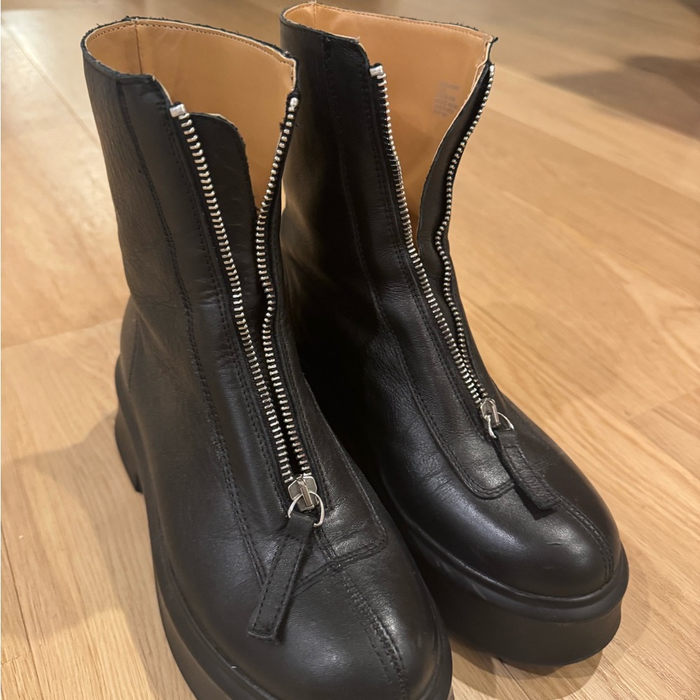 Steve Madden Jones Ankle Boots
